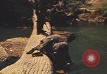 Image Montagnard soldats Pleiku Sud Vietnam, 1969, de la seconde 61 séquences d'archives historiques vidéo 65675075558