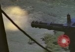 Standbild UH-1B Hubschrauber Nha Trang Vietnam, 1968, aus Sekunde 17 historischem Filmmaterial Videoclip 65675075574