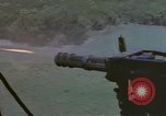 Standbild UH-1B Hubschrauber Nha Trang Vietnam, 1968, aus Sekunde 35 historischem Filmmaterial Videoclip 65675075574