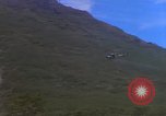 Image UH-1B hélicoptère Nha Trang Vietnam, 1968, de la seconde 30 séquences d'archives historiques vidéo 65675075576