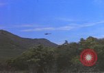 Image UH-1B hélicoptère Nha Trang Vietnam, 1968, de la seconde 42 séquences d'archives historiques vidéo 65675075576