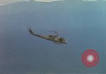 Image UH-1B hélicoptère Nha Trang Vietnam, 1968, de la seconde 3 séquences d'archives historiques vidéo 65675075577