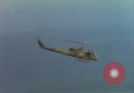 Image UH-1B hélicoptère Nha Trang Vietnam, 1968, de la seconde 14 séquences d'archives historiques vidéo 65675075577