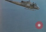 Image UH-1B hélicoptère Nha Trang Vietnam, 1968, de la seconde 19 séquences d'archives historiques vidéo 65675075577