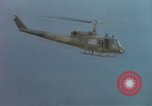 Image UH-1B hélicoptère Nha Trang Vietnam, 1968, de la seconde 26 séquences d'archives historiques vidéo 65675075577