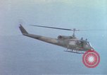 Image UH-1B hélicoptère Nha Trang Vietnam, 1968, de la seconde 29 séquences d'archives historiques vidéo 65675075577