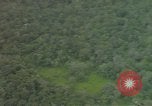 Image UH-1B hélicoptère Nha Trang Vietnam, 1968, de la seconde 48 séquences d'archives historiques vidéo 65675075577