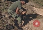 Standbild USA Soldaten Vietnam, 1972, aus Sekunde 35 historischem Filmmaterial Videoclip 65675075585