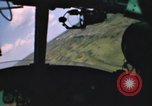 Immagine di UH-1B Iroquois elicottero Soc Trang Vietnam, 1968, secondo 35 filmato di repertorio 65675075589
