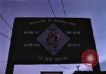 Immagine di UH-1B Iroquois elicottero Soc Trang Vietnam, 1968, secondo 14 filmato di repertorio 65675075590