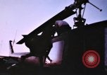 Immagine di UH-1B Iroquois elicottero Soc Trang Vietnam, 1968, secondo 27 filmato di repertorio 65675075590