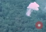 Standbild Vereinigte Staaten A-37 Flugzeuge in Vietnam Krieg Vietnam, 1970, aus Sekunde 43 historischem Filmmaterial Videoclip 65675075591