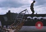 Standbild USA airmen Bien Hoa in Vietnam, 1970, aus Sekunde 43 historischem Filmmaterial Videoclip 65675075594