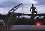 Standbild USA airmen Bien Hoa in Vietnam, 1970, aus Sekunde 49 historischem Filmmaterial Videoclip 65675075594