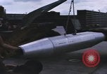 Standbild USA airmen Bien Hoa in Vietnam, 1970, aus Sekunde 55 historischem Filmmaterial Videoclip 65675075594