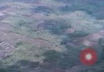 Standbild Explosionen Bien Hoa in Vietnam, 1970, aus Sekunde 53 historischem Filmmaterial Videoclip 65675075595
