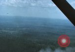 Standbild aufsteigende Rauch Bien Hoa in Vietnam, 1970, aus Sekunde 32 historischem Filmmaterial Videoclip 65675075596