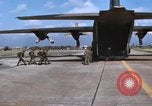 Immagine di Sud paracadutisti vietnamita Bien Hoa Vietnam, 1970, secondo 22 filmato di repertorio 65675075597