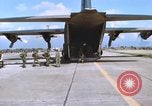 Immagine di Sud paracadutisti vietnamita Bien Hoa Vietnam, 1970, secondo 24 filmato di repertorio 65675075597