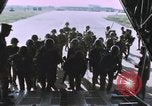 Immagine di Sud paracadutisti vietnamita Bien Hoa Vietnam, 1970, secondo 45 filmato di repertorio 65675075597