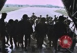 Immagine di Sud paracadutisti vietnamita Bien Hoa Vietnam, 1970, secondo 47 filmato di repertorio 65675075597