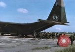 Immagine di Sud paracadutisti vietnamita Bien Hoa Vietnam, 1970, secondo 62 filmato di repertorio 65675075597