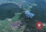 Immagine di O-1 Bird Dog liaison aicraft Bien Hoa Vietnam, 1970, secondo 50 filmato di repertorio 65675075598
