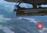 Immagine di O-1 Bird Dog liaison aicraft Bien Hoa Vietnam, 1970, secondo 62 filmato di repertorio 65675075598