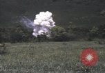 Standbild UH-1F Hubschrauber Vietnam, 1968, aus Sekunde 31 historischem Filmmaterial Videoclip 65675075603
