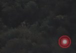 Standbild UH-1F Hubschrauber Vietnam, 1968, aus Sekunde 53 historischem Filmmaterial Videoclip 65675075603