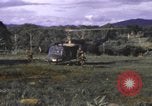 Standbild UH-1F Iroquois Hubschrauber Vietnam, 1968, aus Sekunde 38 historischem Filmmaterial Videoclip 65675075604