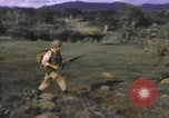 Standbild UH-1F Iroquois Hubschrauber Vietnam, 1968, aus Sekunde 56 historischem Filmmaterial Videoclip 65675075604