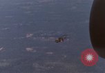 Standbild CH-3E-Hubschrauber tragen Fallschirmjäger Vietnam, 1962, aus Sekunde 8 historischem Filmmaterial Videoclip 65675075613