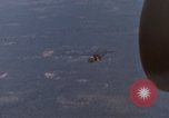 Standbild CH-3E-Hubschrauber tragen Fallschirmjäger Vietnam, 1962, aus Sekunde 10 historischem Filmmaterial Videoclip 65675075613