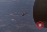 Standbild CH-3E-Hubschrauber tragen Fallschirmjäger Vietnam, 1962, aus Sekunde 15 historischem Filmmaterial Videoclip 65675075613