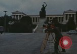 Immagine di Esercito Americano cameraman Monaco di Baviera Germania, 1972, secondo 3 filmato di repertorio 65675075639