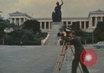 Immagine di Esercito Americano cameraman Monaco di Baviera Germania, 1972, secondo 12 filmato di repertorio 65675075639