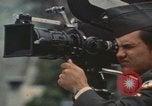 Immagine di Esercito Americano cameraman Monaco di Baviera Germania, 1972, secondo 34 filmato di repertorio 65675075639