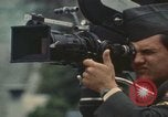 Immagine di Esercito Americano cameraman Monaco di Baviera Germania, 1972, secondo 41 filmato di repertorio 65675075639
