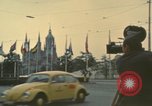 Immagine di Esercito Americano cameraman Monaco di Baviera Germania, 1972, secondo 50 filmato di repertorio 65675075639