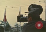 Immagine di Esercito Americano cameraman Monaco di Baviera Germania, 1972, secondo 53 filmato di repertorio 65675075639
