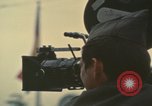 Immagine di Esercito Americano cameraman Monaco di Baviera Germania, 1972, secondo 55 filmato di repertorio 65675075639