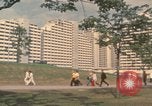 Immagine di Gli atleti che arrivano per i giochi olimpici Monaco di Baviera Germania, 1972, secondo 8 filmato di repertorio 65675075640
