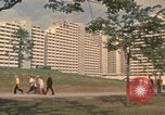 Immagine di Gli atleti che arrivano per i giochi olimpici Monaco di Baviera Germania, 1972, secondo 11 filmato di repertorio 65675075640