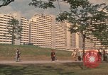 Immagine di Gli atleti che arrivano per i giochi olimpici Monaco di Baviera Germania, 1972, secondo 19 filmato di repertorio 65675075640