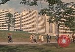 Immagine di Gli atleti che arrivano per i giochi olimpici Monaco di Baviera Germania, 1972, secondo 22 filmato di repertorio 65675075640
