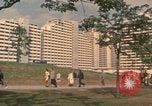 Immagine di Gli atleti che arrivano per i giochi olimpici Monaco di Baviera Germania, 1972, secondo 23 filmato di repertorio 65675075640