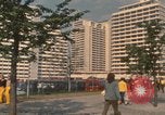 Immagine di Gli atleti che arrivano per i giochi olimpici Monaco di Baviera Germania, 1972, secondo 39 filmato di repertorio 65675075640
