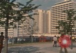 Immagine di Gli atleti che arrivano per i giochi olimpici Monaco di Baviera Germania, 1972, secondo 40 filmato di repertorio 65675075640