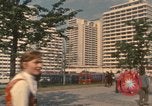 Immagine di Gli atleti che arrivano per i giochi olimpici Monaco di Baviera Germania, 1972, secondo 41 filmato di repertorio 65675075640
